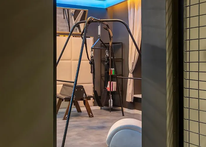 Apartment Secret Bdsm *